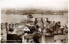 Woolwich Ferry,paddle steamer,ferry,docks,river view